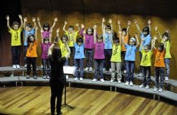 La prescolania y la escolania Udaberria en los Viernes Corales