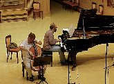 Dúo de piano y cuerda García Jermann y Moretti en los martes musicales de Caja Vital Kutxa