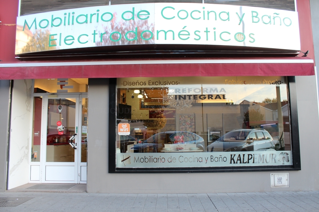 La Empresa La Empresa