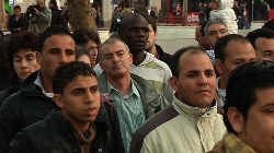 El saldo migratorio  en la C.A. de  Euskadi continúa siendo positivo en el año 2010, si bien  disminuye un 2%