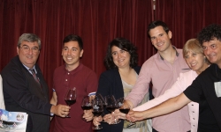 El Teatro Principal estrena el sábado “Lurra, Ardoa, Dantza”
