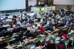 Mas de 2500 personas visitaron Araba Encounter 04