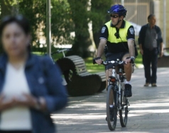 El servicio de bicipolis ya patrulla por las calles de Vitoria-Gasteiz