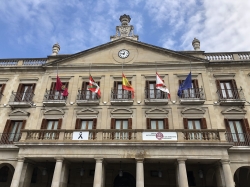 Vitoria-Gasteiz se suma al luto oficial por las víctimas del coronavirus