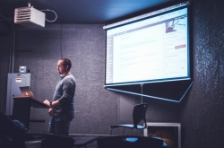 ¿Conoces la formación programada para empresas y trabajadores?