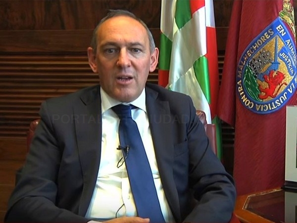 El diputado general anima a los alaveses a ser protagonistas de la revitalización económica