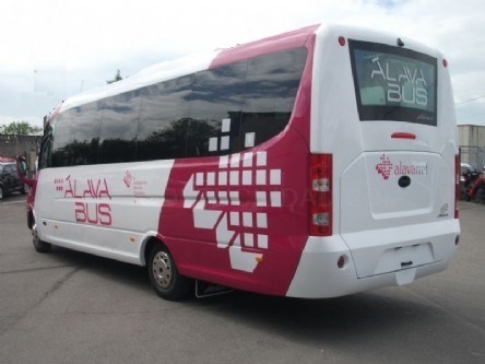 La tarjeta BAT se podrá utilizar para pagar el servicio foral de transporte comarcal