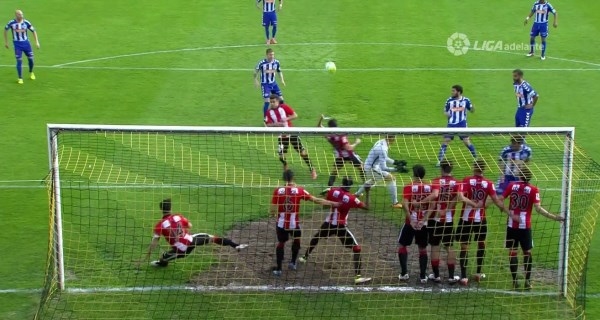 Victoria del Alavés tras un angustioso partido en Lasesarre