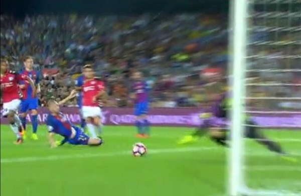 El Alavés vuelve a dar la sorpresa derrotando al Barcelona en el Nou Camp