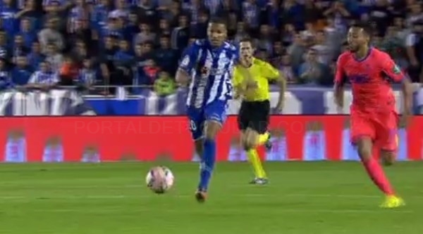 Primera victoria del Alavés en Mendizorrotza