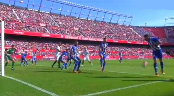 El Alavés pierde frente al Sevilla en la capital andaluza