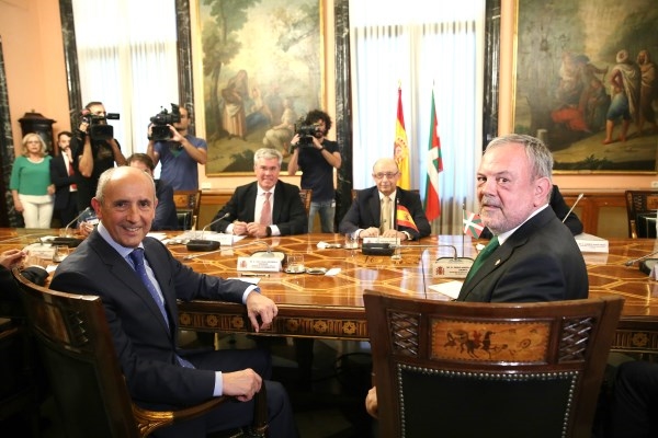 Ratificadas la Ley del Cupo y las modificaciones del Concierto Económico
