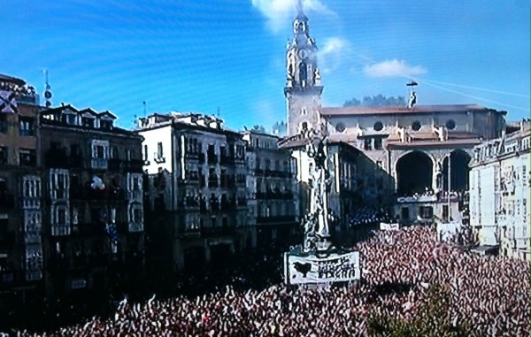 Con la bajada de Celedón han comenzado las Fiestas de Vitoria-Gasteiz