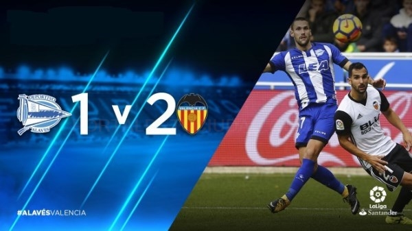 El Alavés pierde ante un Valencia imbatido en la liga que no fué superior al Glorioso