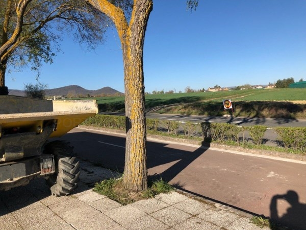 Un nuevo paso peatonal sobre la carretera al puerto de Zaldiaran