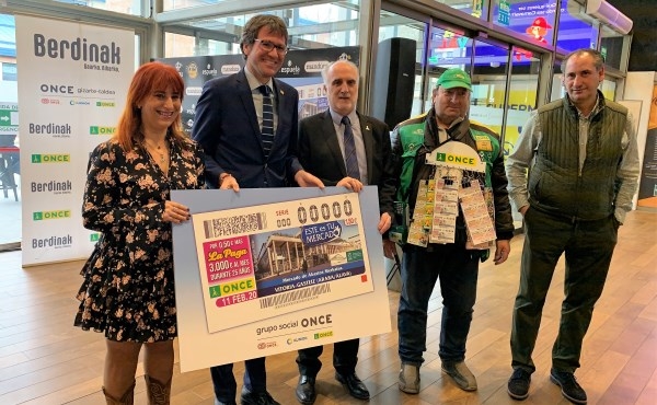 El Mercado de Abastos de Vitoria- Gasteiz en el cupón de la ONCE