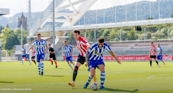 En el amistoso de la pre-temporada, el Alavés pierde ante el Athletic en Lezama