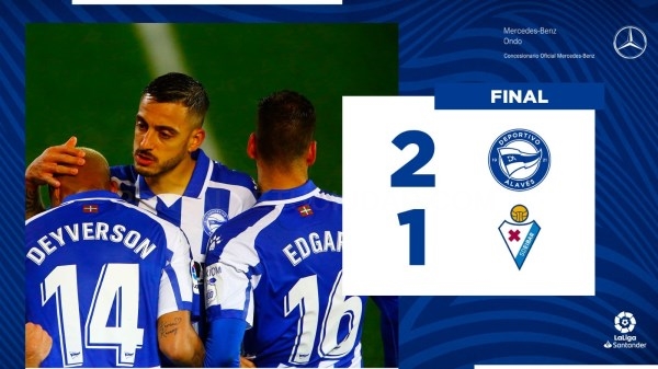 El Glorioso se lleva el derbi ante el Eibar en Mendizorrotza
