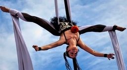 Teatre- Circ al carrer