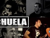 Tachuela en concierto
