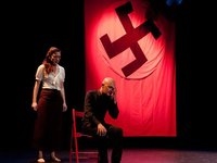 Teatro: 1940, un aviso desde el cielo