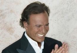 Julio Iglesias en concierto en Elche