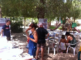 'Biblioteca en la calle' en Crevillent