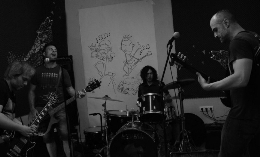 El Perro Asirio. Concierto en L'Escorxador