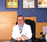 Centro Médico NEKAL: entrevista al Doctor Santos.