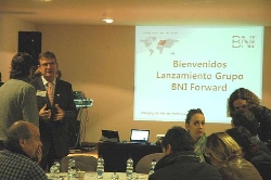 Más de 300 empresarios asisten al lanzamiento del grupo BNI forward de Elche