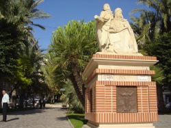 La Concejalía de Fiestas organiza para las fiestas Patronales y de Moros y Cristianos actividades dirigidas a todas las edades