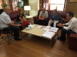Reunión del Alcalde con Cáritas