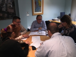 El ayuntamiento presenta al AMPA del colegio de las Bayas el nuevo proyecto para el centro