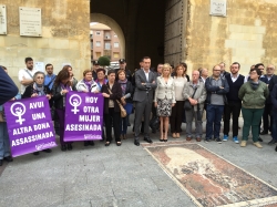 Concentración en repulsa del crimen machista en El Altet