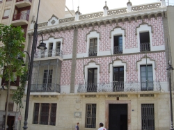 El Ayuntamiento concede subvención a Unifam y a la Asociación de Comerciantes por importe de 8.000 €