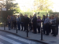 El Ayuntamiento muestra su condena por la violencia de género y se suma a los 3 minutos de silencio por la muerte de dos mujeres en Llíria