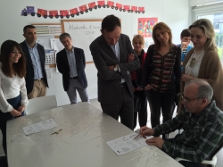 El alcalde de Elche conoce de primera mano la labor social de AFAE