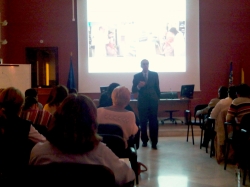 El doctor Emilio Servera, referente internacional en investigación clínica en ELA inaugura el curso para cuidadores de enfermos neuromusculares