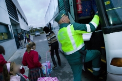 La Policía Local de Crevillent se une a la DGT en la campaña de vigilancia del transporte escolar