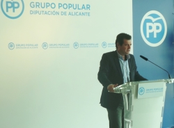 Císcar ofrece “todo el apoyo del PP” para defender las competencias del Gobierno Provincial ante las "injerencias" de Puig
