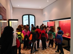 Alumnos del Taller de Empleo realizan visitas a los escolares para que conozcan los museos de Crevillent