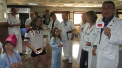 Los menores de la planta de Pediatría del Hospital General Universitario de Elche celebran el Día del Niño Hospitalizado