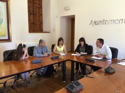 El Ayuntamiento de Elche firma un convenio con ARTES para potenciar el desarrollo de las personas con discapacidad