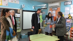 La Conselleria se compromete a reparar este año la fachada del instituto de Torrellano