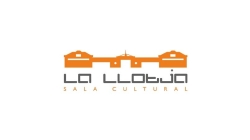 Una exposición solidaria en Elche muestra la vida cotidiana de personas con discapacidad