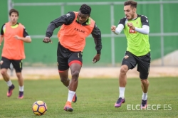 El Elche vuelve a ganar