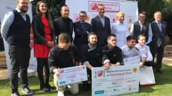 El ayuntamiento entrega los premios del VII concurso de cocina creativa de granada mollar