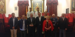 Recepción a José Abad en el Salón de Plenos