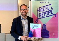 El Ayuntamiento impulsa la campaña “Haz el repipí” para acabar con el orín de las mascotas en la vía pública
