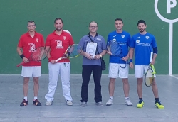 El equipo 41 Premium Bar del Club Frontenis  Elche se proclama campeón de Copa de División de Honor Provincial.